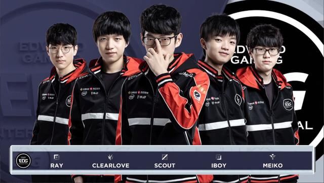 赢得赞誉 赢得赞誉